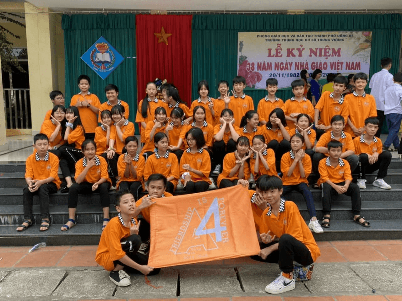in cờ lớp