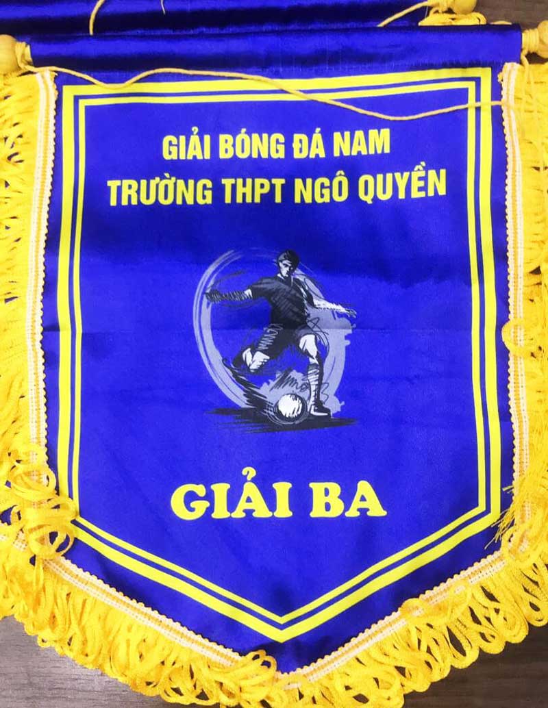 Cờ lưu niệm bóng đá đẹp: mẫu thiết kế và báo giá mới nhất